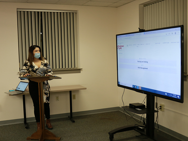 a SVMEP staff member presents using powerpoint